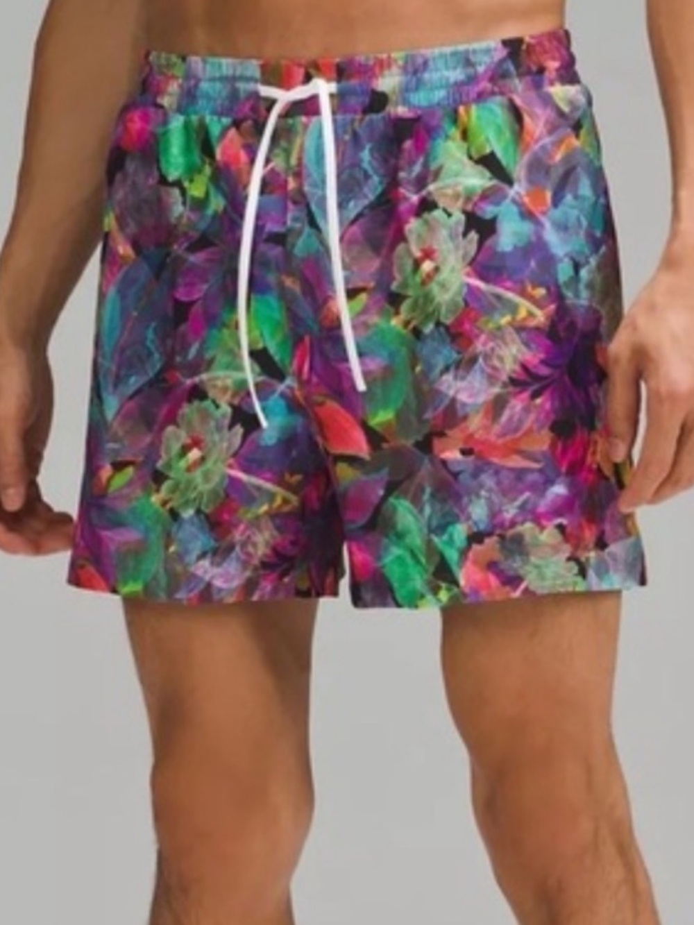 Lululemon Men's 5" Pool Shorts Vivid Floral Overlay Multi Size Medium